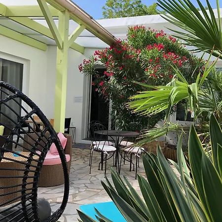 Cit'hotel Atlantis 2* 로양