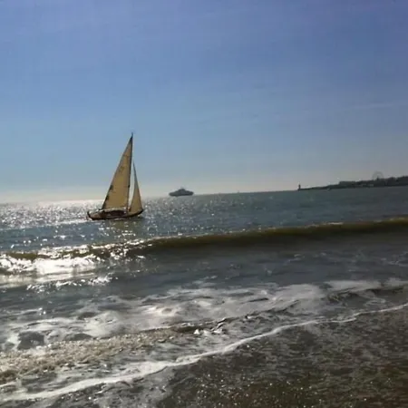 Cit'hotel Atlantis Hotel Royan