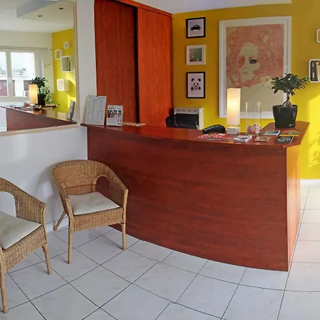 Cit'hotel Atlantis Otel 2*