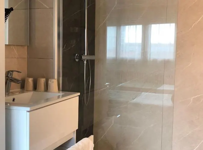 Ξενοδοχείο Cit'hotel Atlantis 2*